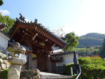 大阪府箕面市にある青龍寺