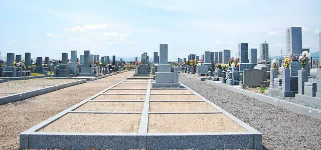 滋賀県守山市矢島墓地